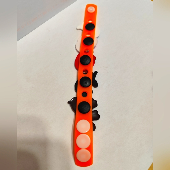 Free adds on🍭Croc Charms bracelet - Picture 4 of 4